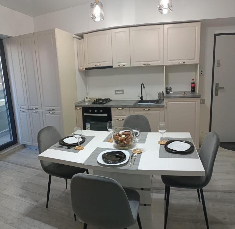 Eric Apartament مامايا المظهر الخارجي الصورة